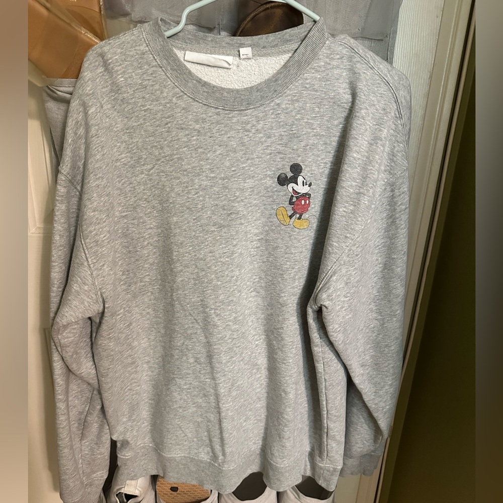 Disney mickey sweater